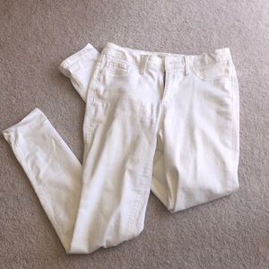 white skinny jeans